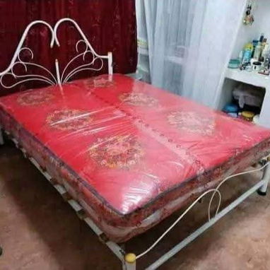 Cama con colchón - 5/5