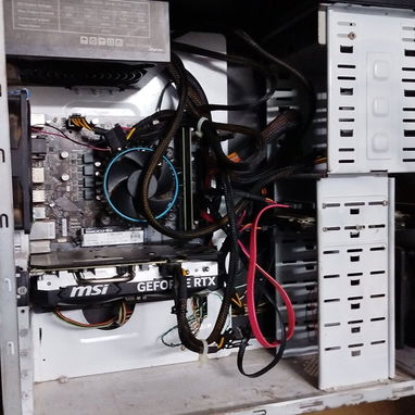 Vendo pc de escritorio - 8/9
