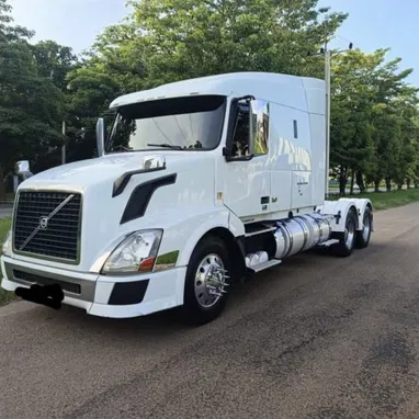 Volvo VNL 2015 - 4/5