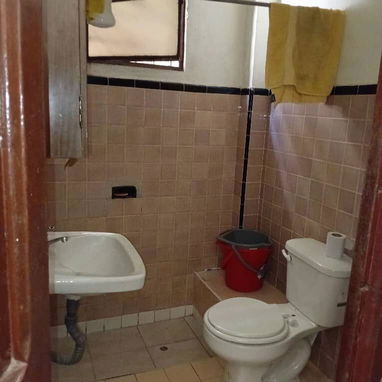 Permuta o Venta de vivienda de dos plantas en Marianao - 10/10