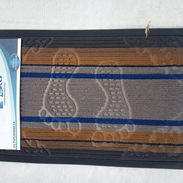 Alfombra con piecitos | 40 × 60 cm | 14 USD - Img 57753850