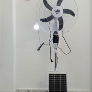 ‼️*Ventilador Recargable de Pedestal Marca JMD*  💠9 Velocidades  💠Incluye Panel Solar y Un Bombillo - Img 55742482