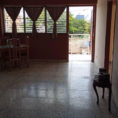 Excelente Apartamento (20 de Mayo) - Img 125398252