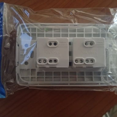 INTERRUPTOR DOBLE S.P.C, ENTREGA DE FACTURA, VARIEDAD DE ARTÍCULOS DE FERRETERÍA Y HERRAMIENTAS - 5/6