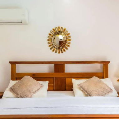 CONFORT RENTALS- Casa de lujo con piscina – SIBONEY - Img 117352766