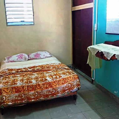 SE RENTA APTO DE 2 CUARTOS CONSTRUCCION CAPITALISTA MUY BUEN ESTADO Y BIEN UBICADO  330 USD AL MES. - Img 117635641