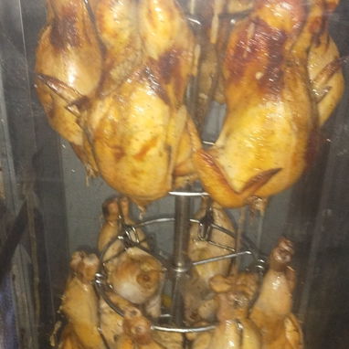 Pollo rostizado todos los días en calle L entre 11 y calzada vedado. Número para contactar 55519024 y 53214628 - Img 121249852