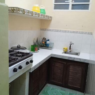 Renta Lineal apartamento independiente Vedado de 1 cuarto eto 220usd 53582376 - Img 119486651