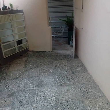 Venta de casa independiente - 4/10