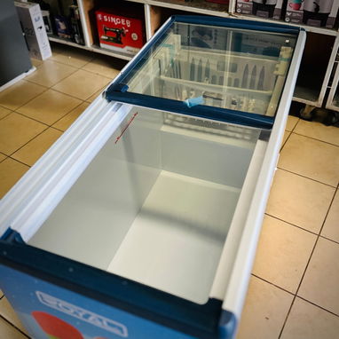 *Nevera Heladera Royal de 18 pies³* 👣 - Precio 850 USD Garantía 2 meses - Img 125642600
