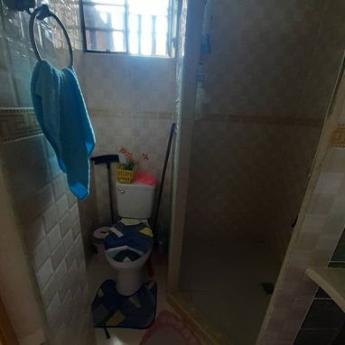 Dos casa independientes placa libre interior  en una misma propiedad - 5/10