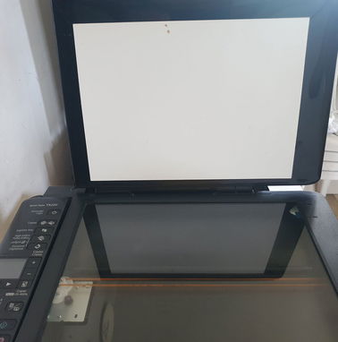 SE VENDE IMPRESORA MULTIFUNCIONAL DE TINTA A CHORRO CONTINUO EPSON STYLUS TX220 CASI NUEVA - Img 96601041