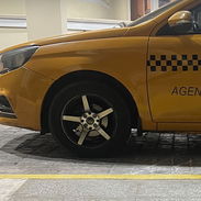Vendo llantas 15 de uso en 200usd son Vossen tienen sus raspones solo eso interesados al WhatsApp +5352532608 - Img 57671904