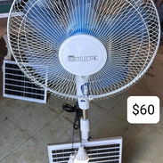 Ventilador recargable batería litio de 6 a 8 horas Carga por corriente y panel solar con bombillos $60 USD 50283663 p - Img 55784865