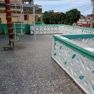 Vendo casa en guanabo cerca de la playa - Img 123245099
