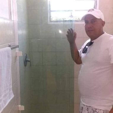 De todo en carpintería y cristal - Img 125973215