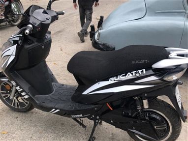 Se vende moto Bucatti f3. - Img main-image-45800099