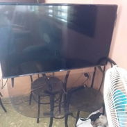 Vendo TV LG de 43'' de uso con rayas en la pantalla, telf. 58051716, Gabriel - Img 55506126