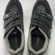 Vendo zapatillas para bici marca SHIMANO No. 44 con calas Look Keo - Img 54971305