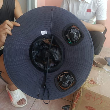 Sombrero con ventilador y panel solar - 3/6