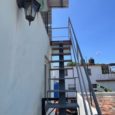 Apartamento en Ampiación Almendares 30 mil usd , ajustable - 9/10
