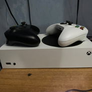 Xbox series s en venta nuevo con 2 mandos - Img 57393240