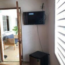 RENTE hostal de 2 habitaciones en BOYEROS con QBA HOSTIN 360 - 6/9
