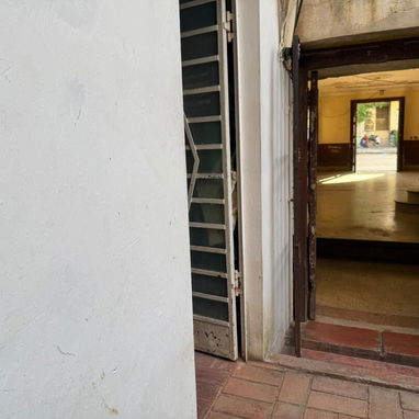 Apartamento en venta – Vedado (Calle H y 15 ) – Zona Letras  📍 Ubicación: Calle H y 15, Vedado, La Habana. 📌 Zona cént - Img 119965636