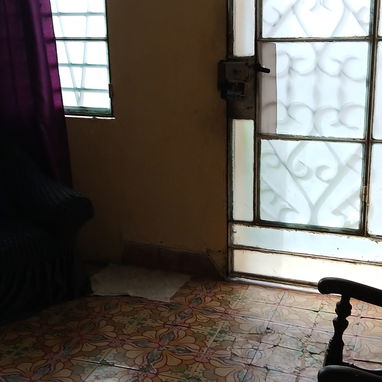 Casa de dos plantas, dos entradas, 4 cuartos en lawton - Img 123680107