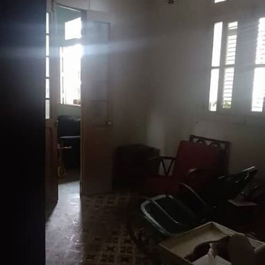 #31- 🏡 📍 Ubicación: La Víbora a 1 cuadra de Emigración, 2 de Santa Catalina, cerca del Mónaco y de escuelas (primaria, - Img 119647673