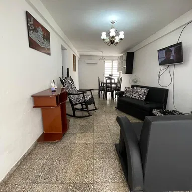 Apartamento en el vedado - Img 125930676