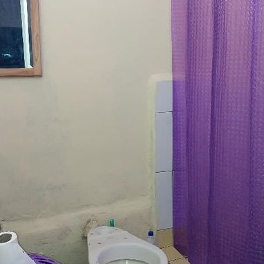 Casa en MATANZAS,  4 habitaciones, Distrito: Versalles, 55 qm. - Img 123193879