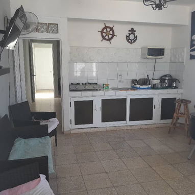 Casa con piscina.  WhatsApp 5 8142662 - Img 120161908