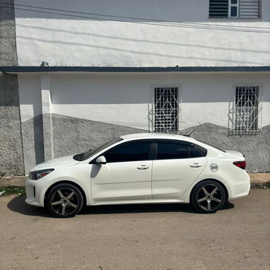 Kia rio 2019 46 mil millas - Img 114946963