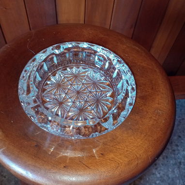 Cenicero de cristal Bohemia de alta calidad, apariencia clara y brillante. Traído de Francia/1983. - Img 117635372