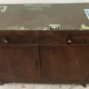 Muebles antiguos en buenos estados , necesitan pintura y algunos un poco de mantenimiento. Contacto: 53963864.Playa - Img 49938008