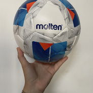 Balón de Futsal MOLTEN y RUNIC, size 4 - Img 56468848