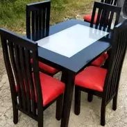 Juego de Comedor de Madera disponibles y listos para Entregar. - Img 57710578