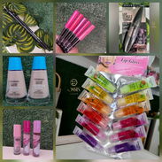 Brillos labiales (gloss), bases de maquillaje, perfilador de labios, máscaras de pestañas (maybelline), delineadores - Img 54854501