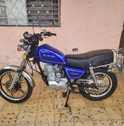 Suzuki Gn125   Con Chapa Lista para traspaso  Precio :3800 Transporte para la Habana y matanzas - Img 49278801
