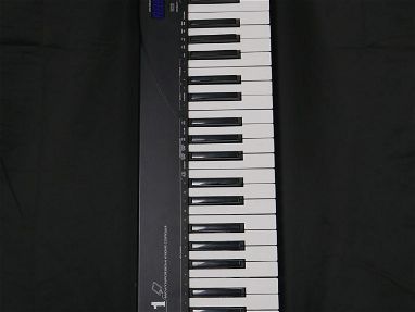 Midiplus i61 MIDI Keyboard Controller - Img main-image