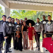 Mariachis - Img 56359358