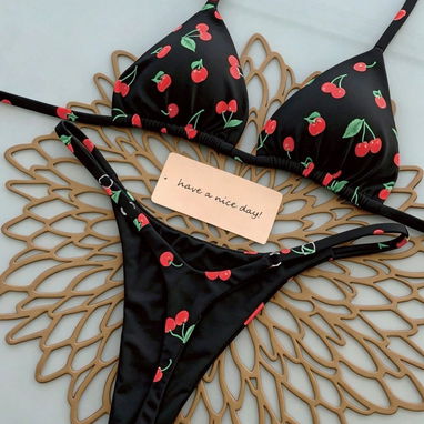 Bikinis lindos y a la moda en fama - 4/10
