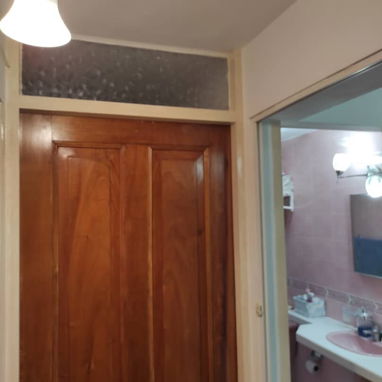 Vendo apto Pastorita en el reparto Camilo Cienfuegos 1er piso de 3hbitaciones 40000 usd me ajusto con el dinero en mano - Img 125447362