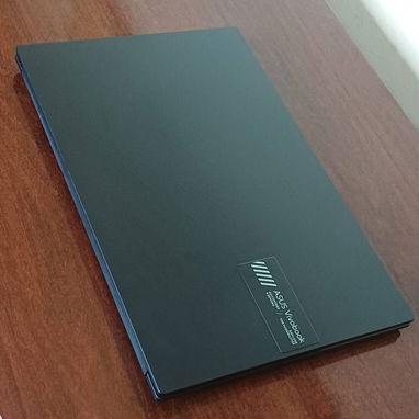 Venta Laptop AsusVivoBook 330 13 Gen - Img 123729174