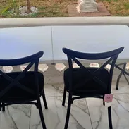 Mesa plegable y sillas disponibles - Img 55517501