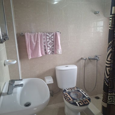 Vendo apartamento  de 3 cuarto  y 2 baño - Img 122863905