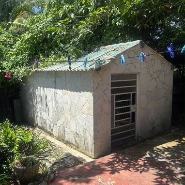 Casa con piscina en Reparto de los Rusos - 9/10