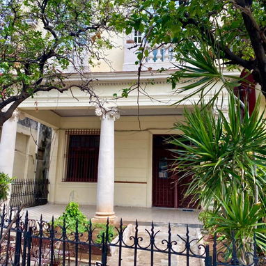 Se renta casa para negocio - Img 123635210