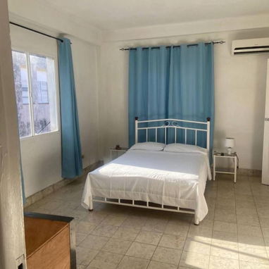 🏡✨ Apartamento de renta von respaldo energetico en Vedado ¡Tu espacio privado en el corazón del Vedado! ✨🏡 VED-005 - 5/6